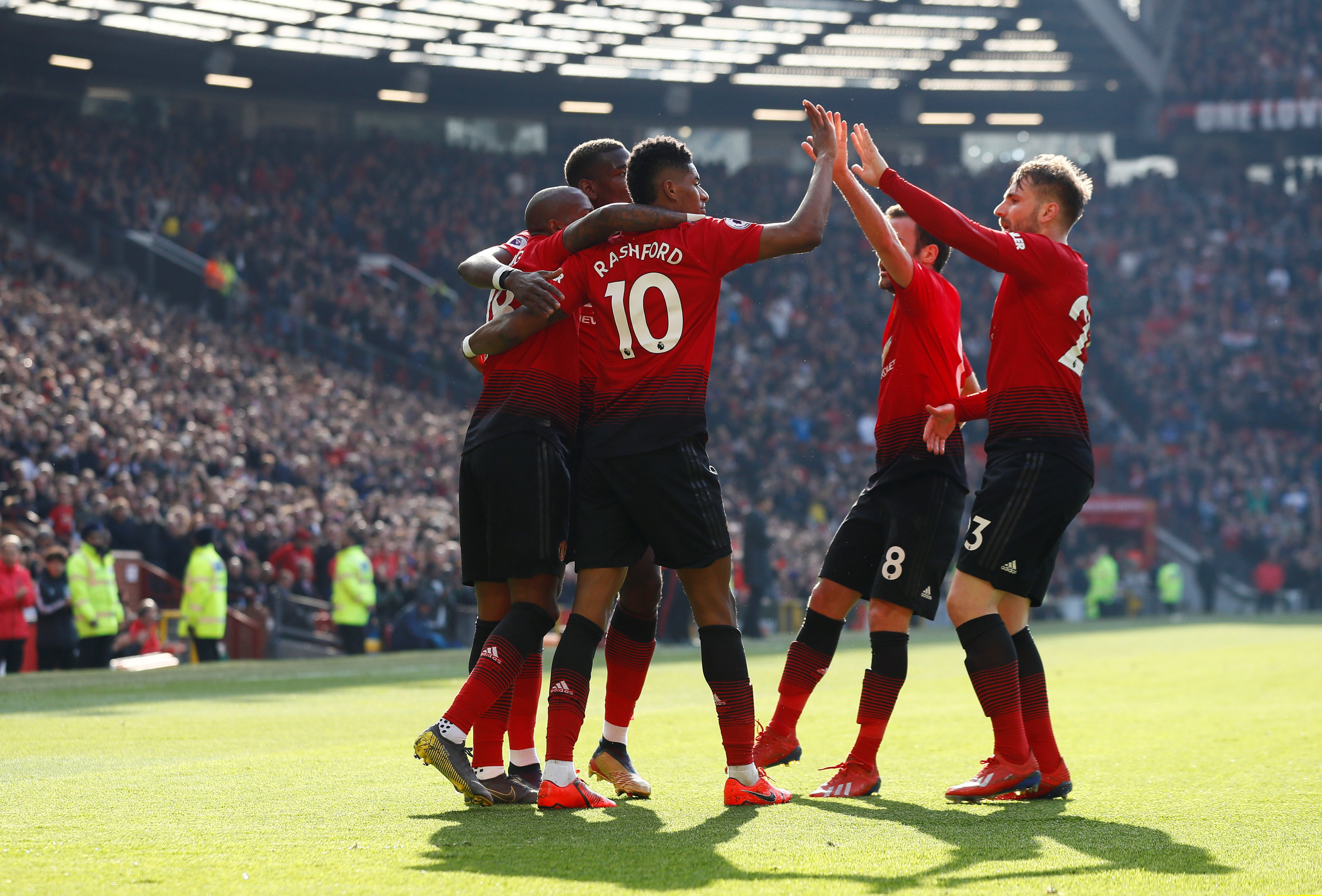 队再创新辉 队再创新辉